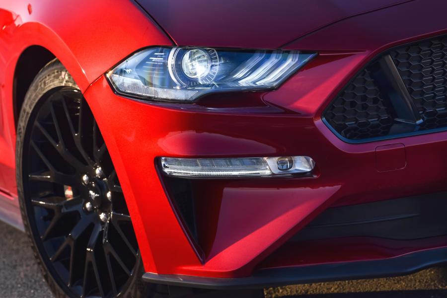 Детали экстерьера Ford Mustang GT Fastback 2019 года  (ZA) (фото 22 из 44)